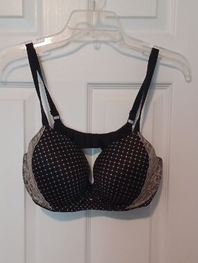 × Victoria's Secret Black and White Polka Dot Push-Up Bra Women's Size 36DD